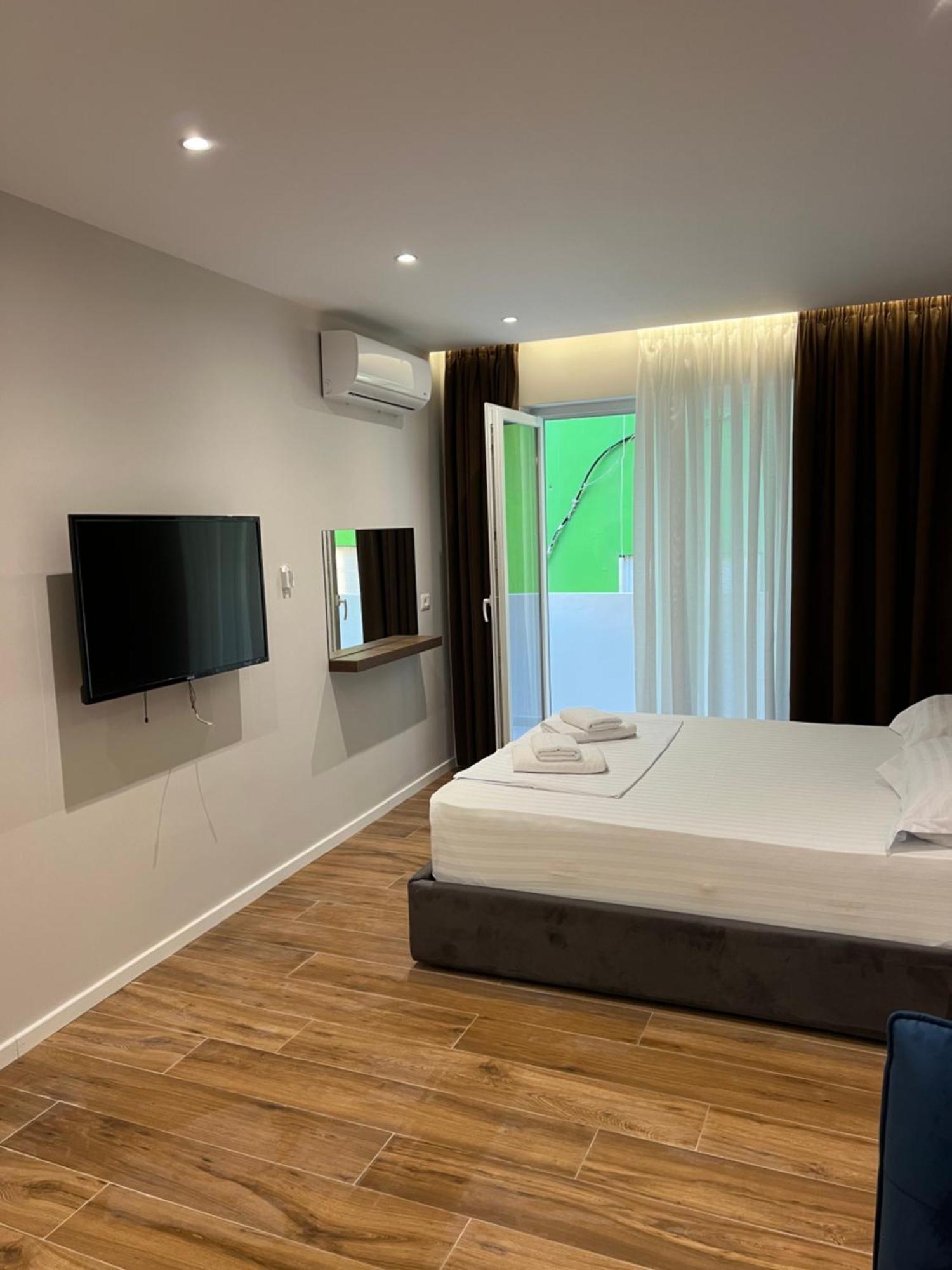 Tirana Central Stay Exterior photo